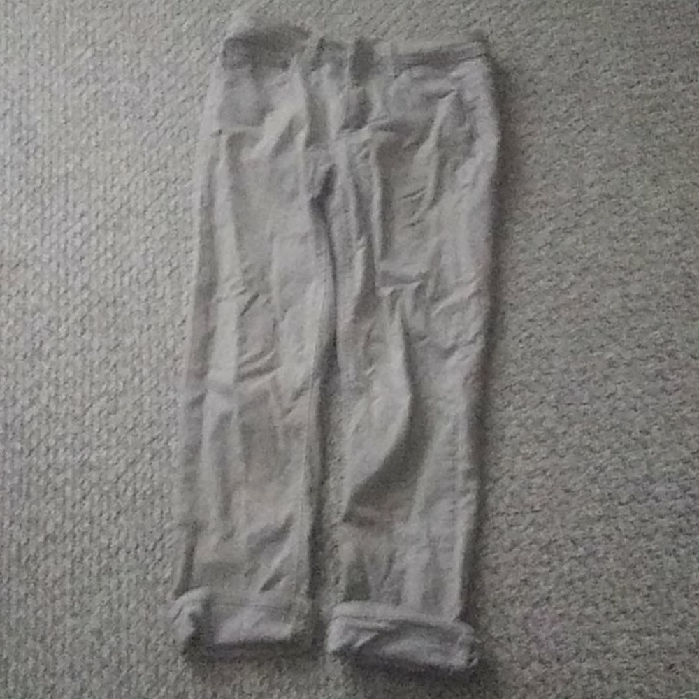 Khaki capris